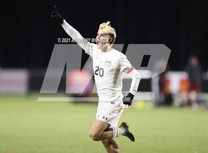 Thumbnail 2 in Hickory vs. Western Alamance (NCHSAA 3A Final) photogallery.