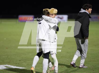 Thumbnail 2 in Hickory vs. Western Alamance (NCHSAA 3A Final) photogallery.