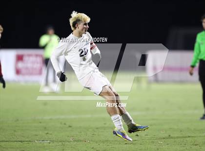 Thumbnail 2 in Hickory vs. Western Alamance (NCHSAA 3A Final) photogallery.