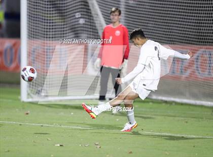 Thumbnail 3 in Hickory vs. Western Alamance (NCHSAA 3A Final) photogallery.