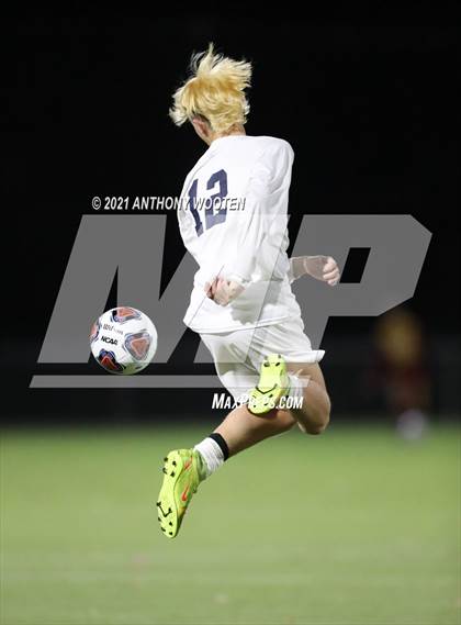 Thumbnail 3 in Hickory vs. Western Alamance (NCHSAA 3A Final) photogallery.
