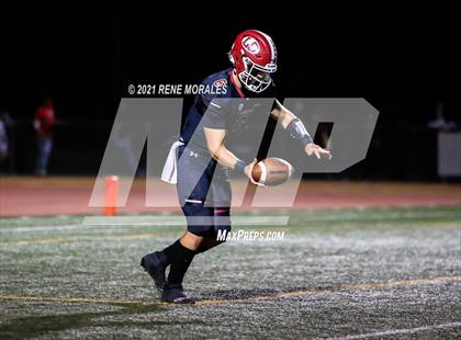 Thumbnail 3 in California vs La Serna photogallery.