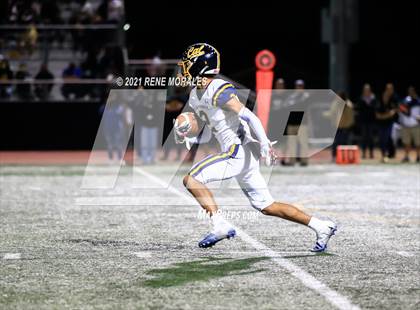 Thumbnail 2 in California vs La Serna photogallery.