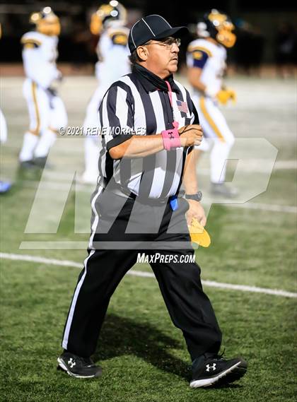 Thumbnail 1 in California vs La Serna photogallery.