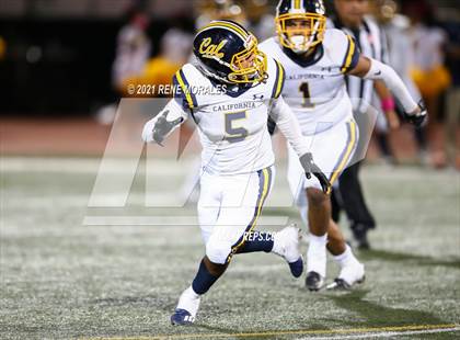 Thumbnail 2 in California vs La Serna photogallery.