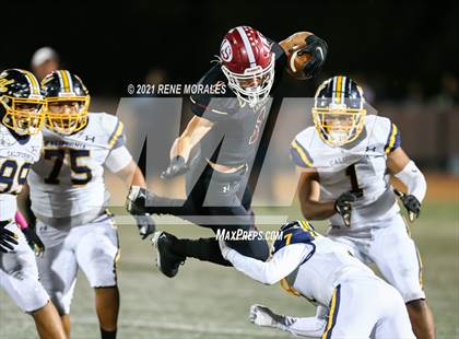 Thumbnail 3 in California vs La Serna photogallery.