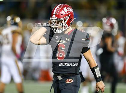 Thumbnail 2 in California vs La Serna photogallery.