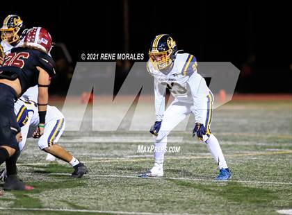 Thumbnail 3 in California vs La Serna photogallery.