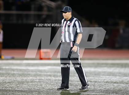 Thumbnail 3 in California vs La Serna photogallery.