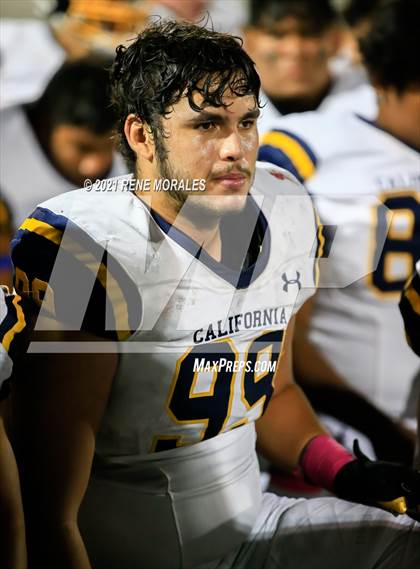 Thumbnail 2 in California vs La Serna photogallery.