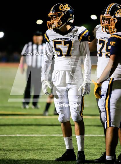 Thumbnail 3 in California vs La Serna photogallery.