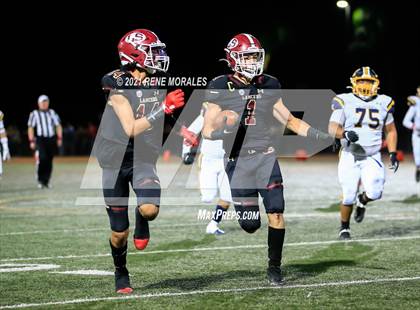 Thumbnail 2 in California vs La Serna photogallery.