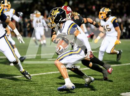 Thumbnail 2 in California vs La Serna photogallery.