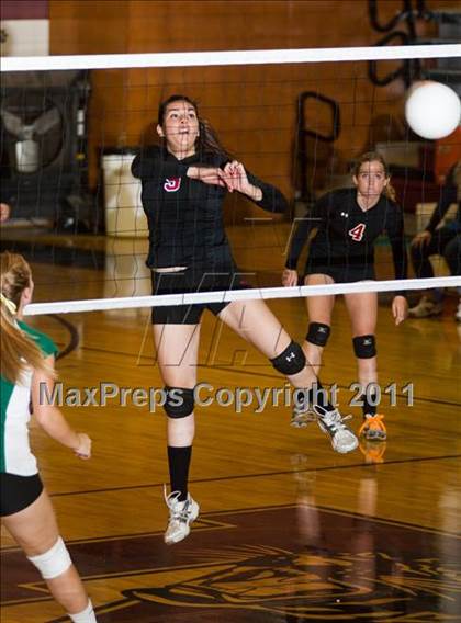 Thumbnail 3 in Davis @ Modesto photogallery.