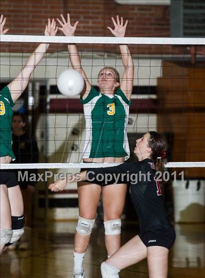 Thumbnail 1 in Davis @ Modesto photogallery.