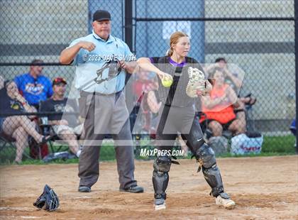 Thumbnail 1 in Benton vs Muscatine (Rick Doran Classic) photogallery.