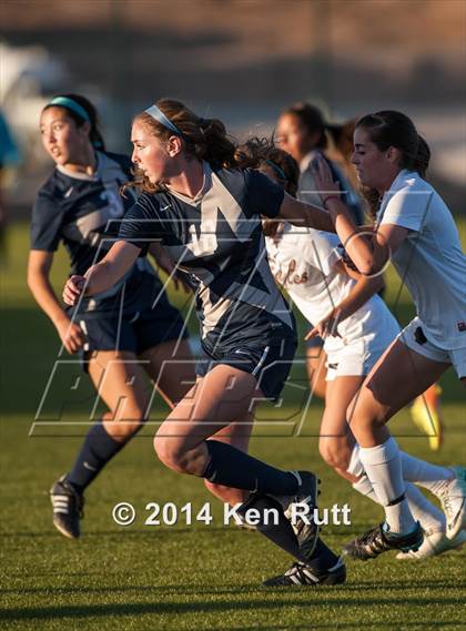 Thumbnail 1 in Eldorado vs. La Cueva photogallery.