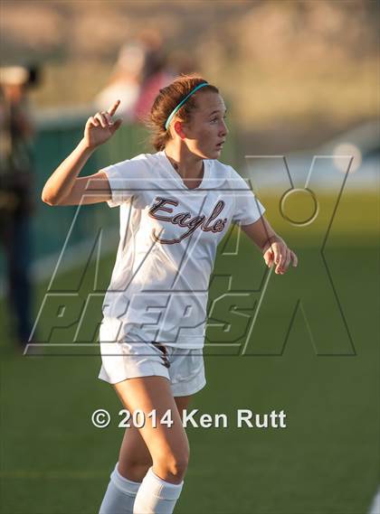 Thumbnail 2 in Eldorado vs. La Cueva photogallery.