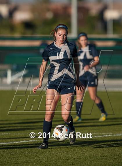 Thumbnail 2 in Eldorado vs. La Cueva photogallery.