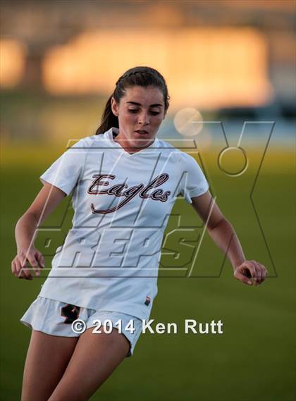 Thumbnail 1 in Eldorado vs. La Cueva photogallery.