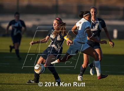 Thumbnail 3 in Eldorado vs. La Cueva photogallery.