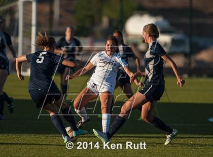 Thumbnail 1 in Eldorado vs. La Cueva photogallery.