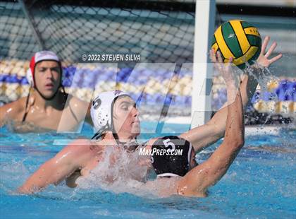 Thumbnail 1 in Ramona vs. Santa Fe Christian (CIF SDS Division 3 Final) photogallery.