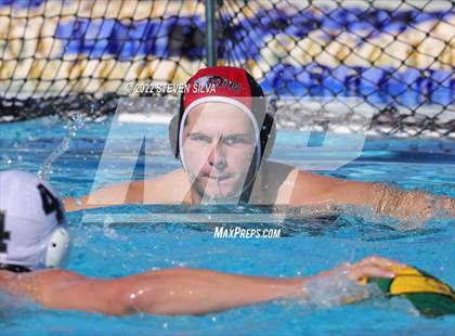 Thumbnail 2 in Ramona vs. Santa Fe Christian (CIF SDS Division 3 Final) photogallery.