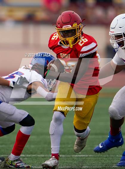 Thumbnail 1 in JV: Jesuit vs. Christian Brothers (Holy Bowl) photogallery.