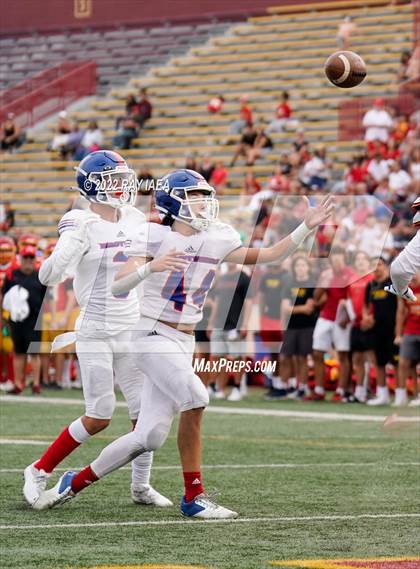 Thumbnail 2 in JV: Jesuit vs. Christian Brothers (Holy Bowl) photogallery.