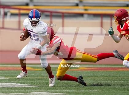Thumbnail 3 in JV: Jesuit vs. Christian Brothers (Holy Bowl) photogallery.