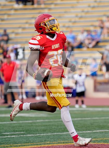 Thumbnail 3 in JV: Jesuit vs. Christian Brothers (Holy Bowl) photogallery.