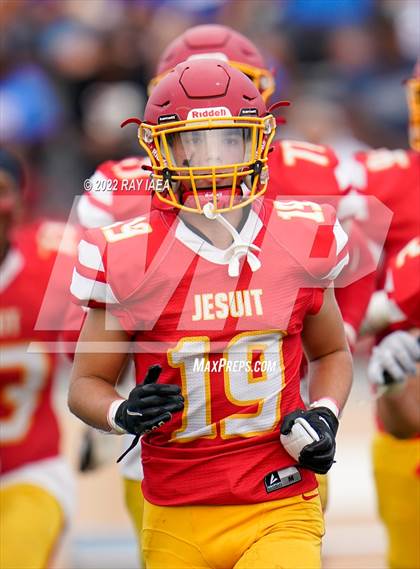 Thumbnail 3 in Jesuit vs. Christian Brothers (Holy Bowl) photogallery.