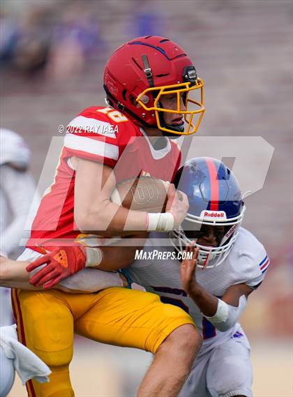 Thumbnail 2 in JV: Jesuit vs. Christian Brothers (Holy Bowl) photogallery.