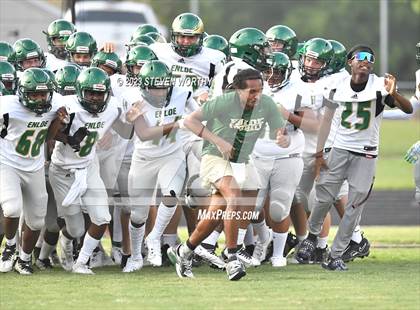 Thumbnail 2 in Enloe @ Southeast Raleigh photogallery.