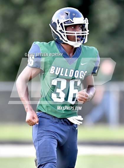 Thumbnail 2 in Enloe @ Southeast Raleigh photogallery.