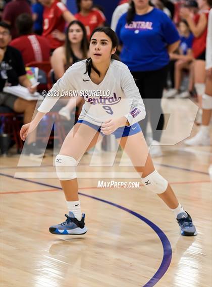 Thumbnail 3 in Central vs Viewpoint (Nike Tournament of Champions) photogallery.