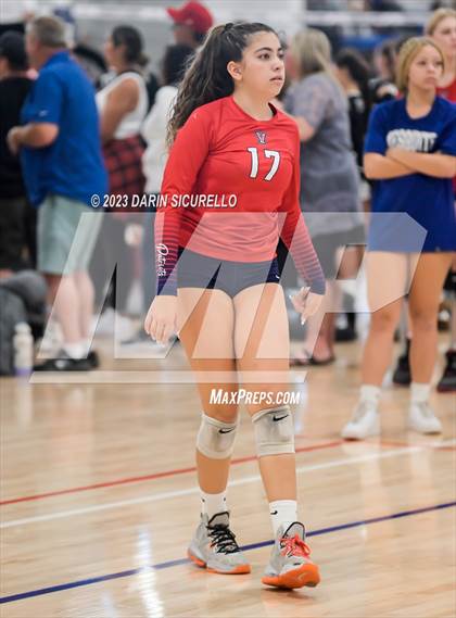 Thumbnail 2 in Central vs Viewpoint (Nike Tournament of Champions) photogallery.