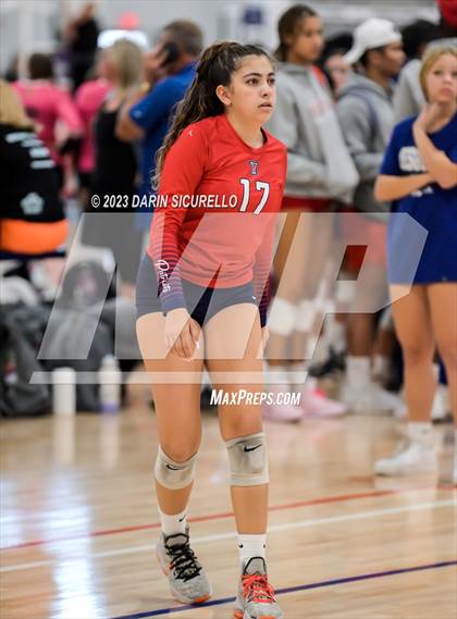 Thumbnail 3 in Central vs Viewpoint (Nike Tournament of Champions) photogallery.
