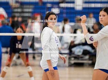 Thumbnail 3 in Central vs Viewpoint (Nike Tournament of Champions) photogallery.