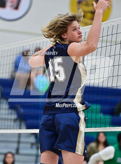 Thumbnail 2 in Mullen vs Kennedy photogallery.