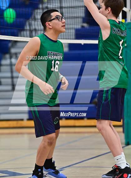 Thumbnail 3 in Mullen vs Kennedy photogallery.