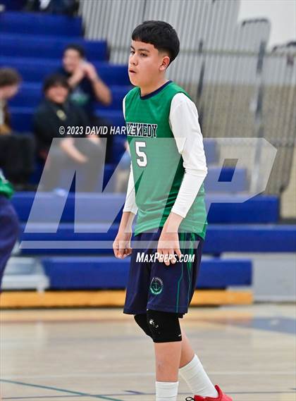Thumbnail 2 in Mullen vs Kennedy photogallery.