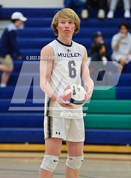 Thumbnail 2 in Mullen vs Kennedy photogallery.