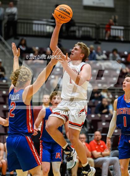 Thumbnail 1 in Grantsville vs. Richfield photogallery.