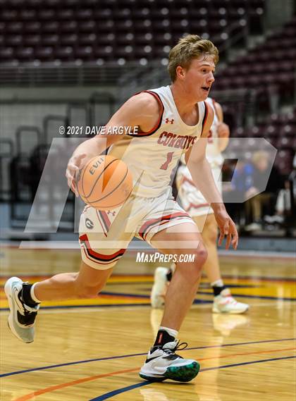 Thumbnail 3 in Grantsville vs. Richfield photogallery.
