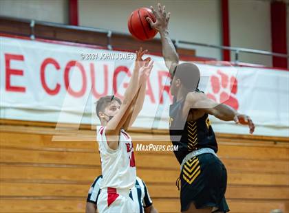 Thumbnail 2 in Moorestown vs. Cherry Hill East photogallery.
