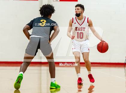Thumbnail 2 in Moorestown vs. Cherry Hill East photogallery.