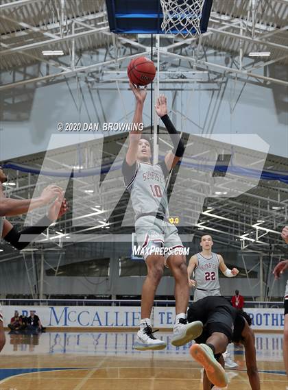 Thumbnail 2 in Sunrise Christian Academy vs. Memphis East (Dr Pepper Classic) photogallery.
