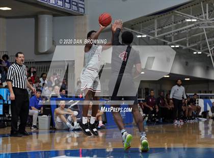 Thumbnail 3 in Sunrise Christian Academy vs. Memphis East (Dr Pepper Classic) photogallery.